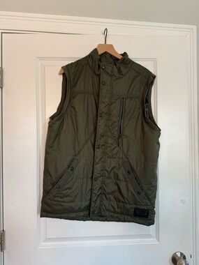Men’s Oakley Vest